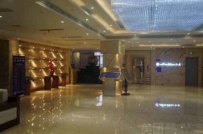 影院式足浴 是“噱頭”還是加分項(xiàng)？選對系統(tǒng)服務(wù)商再說話